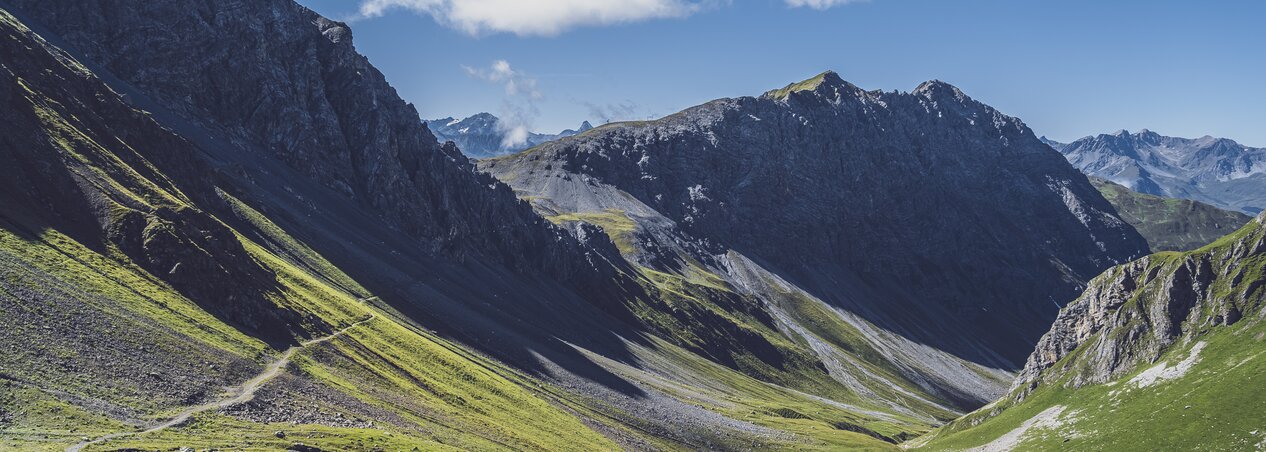 Rock path Parsenn | © Davos Klosters Mountains The rock path from Parsenn to the Strelapass in Davos. | © Davos Klosters Mountains