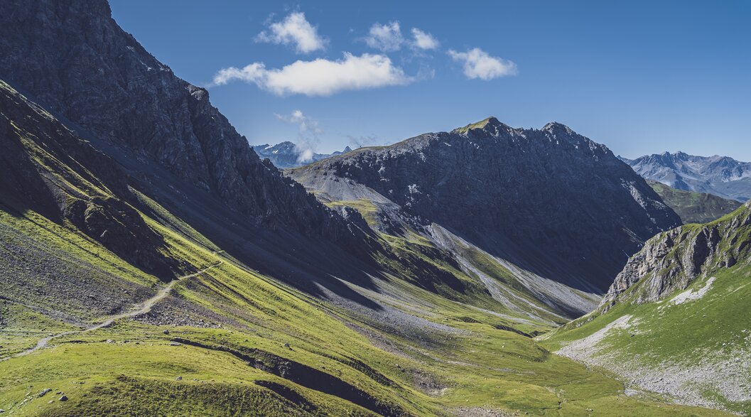 Der Felsenweg von Parsenn zum Strelapass in Davos.
