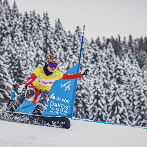 Snowboarder on the Jakobshorn at the World Cup on the Bolgen, Davos. | © Davos Klosters Mountains 