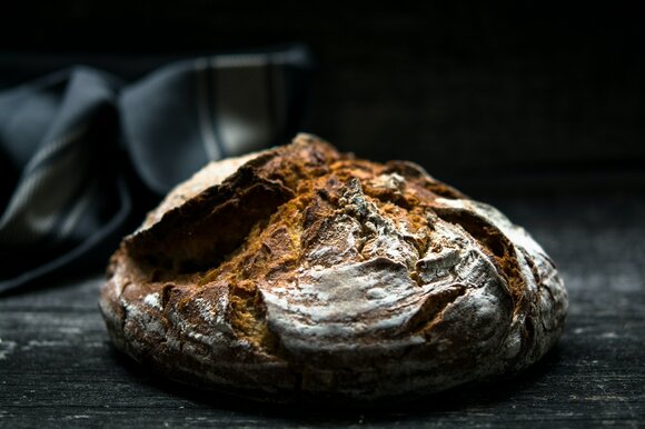 Frisch gebackenes Brot von der Bäckerei Weber | © Jonathan Pielmayer